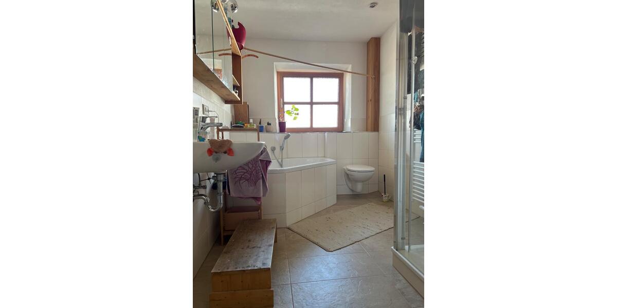 Bauernhaus, Landhaus Neckarsulm - 7 Zimmer, 180 m&sup2;, 1.650&euro; | Angebot:26387441