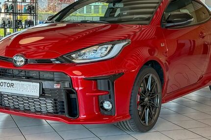 Toyota Yaris 8.800 km 39.990 &euro; Lauffen a.N. 74348