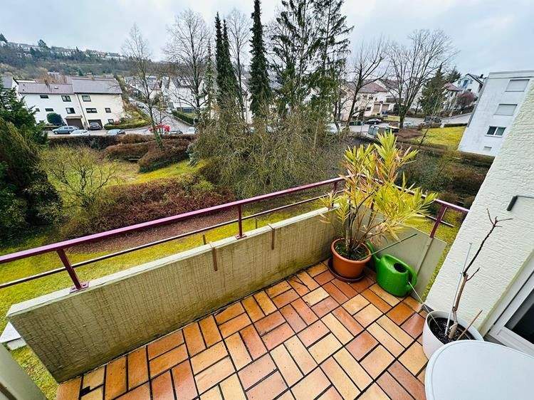 Etagenwohnung Besigheim - 4 Zimmer, 92 m&sup2;, 325.000&euro; | Angebot:25732771