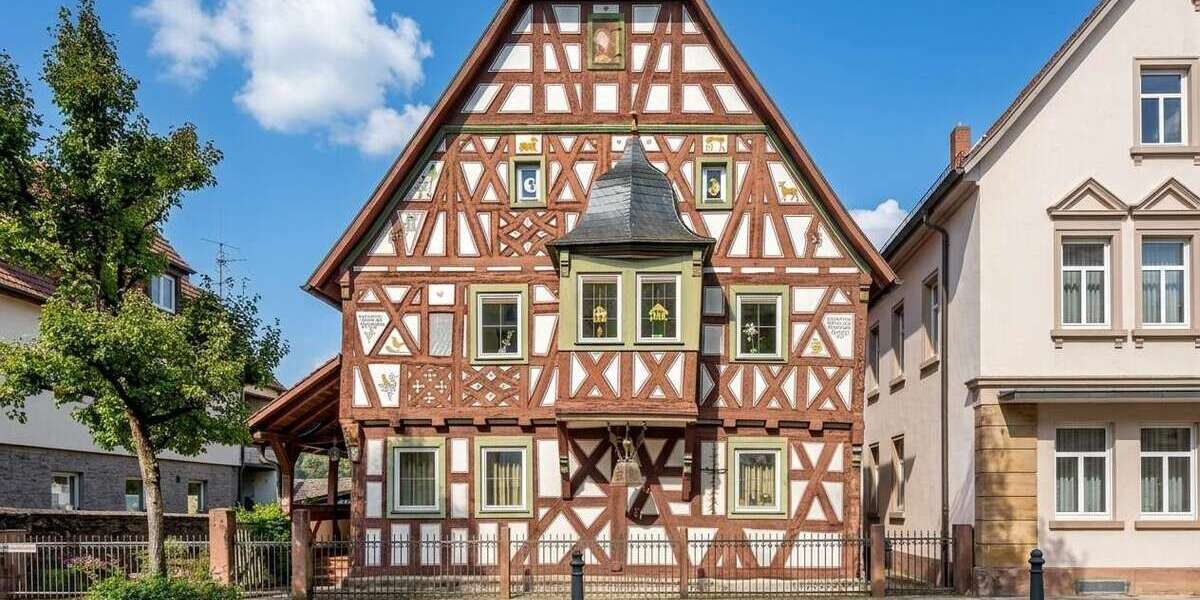 Einfamilienhaus Mosbach / Neckarelz Neckarelz - 7 Zimmer, 296 m&sup2;, 347.000&euro; | Angebot:26781765