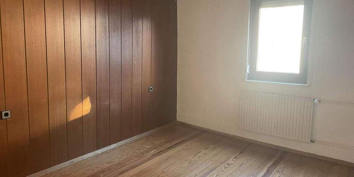 Mehrfamilienhaus, Wohnhaus Ludwigsburg Eglosheim - 1 Zimmer, 230 m&sup2;, 279.000&euro; | Angebot:25156216