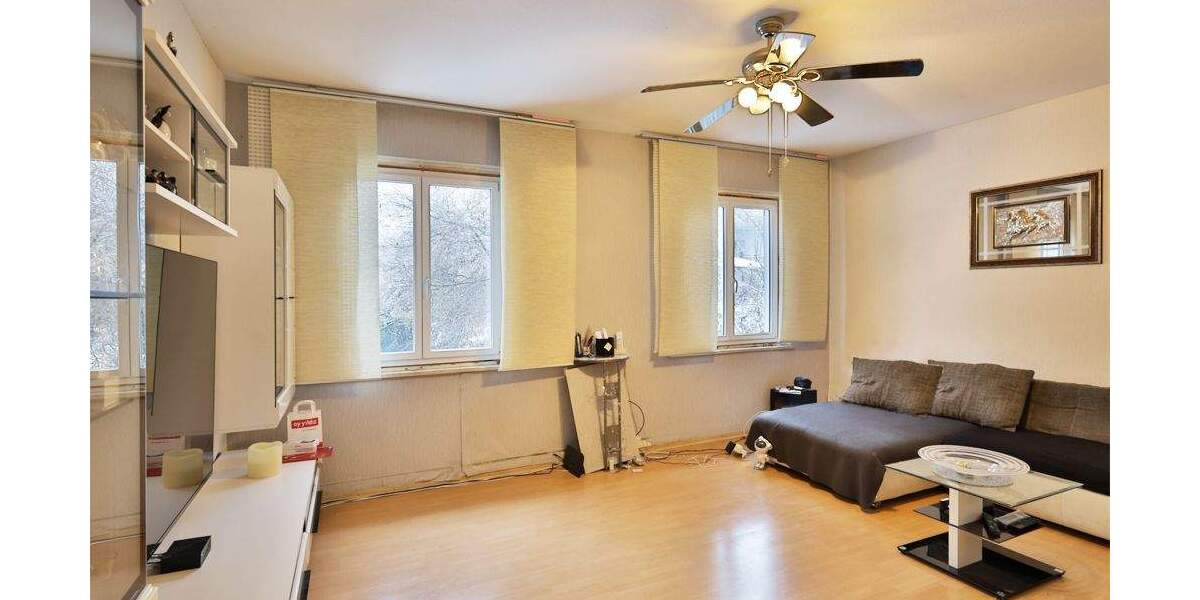 Gestalten Sie Ihr Zuhause neu: ein großes Grundstück mit viel Potenzial wartet auf Sie! 5 zimmer