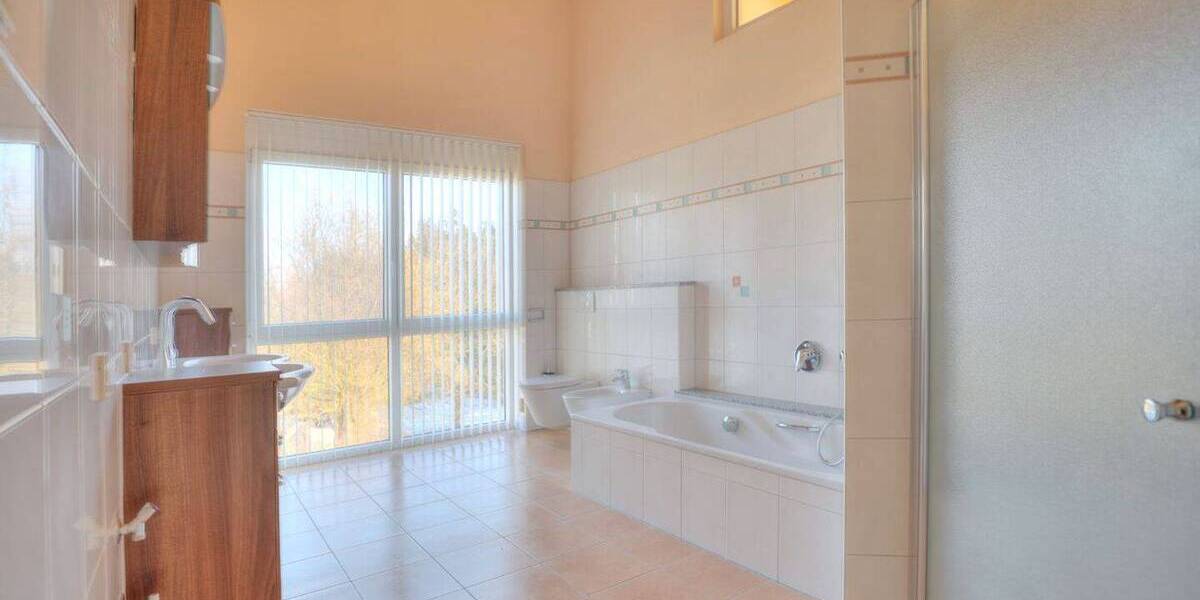 Mehrfamilienhaus, Wohnhaus Heilbronn / Kirchhausen Kirchhausen - 7 Zimmer, 333 m&sup2;, 1.285.000&euro; | Angebot:26513217