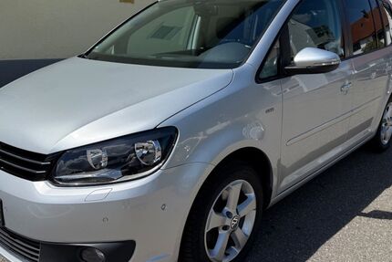 VW Touran 213.100 km 6.990 &euro; Neckarsulm 74172