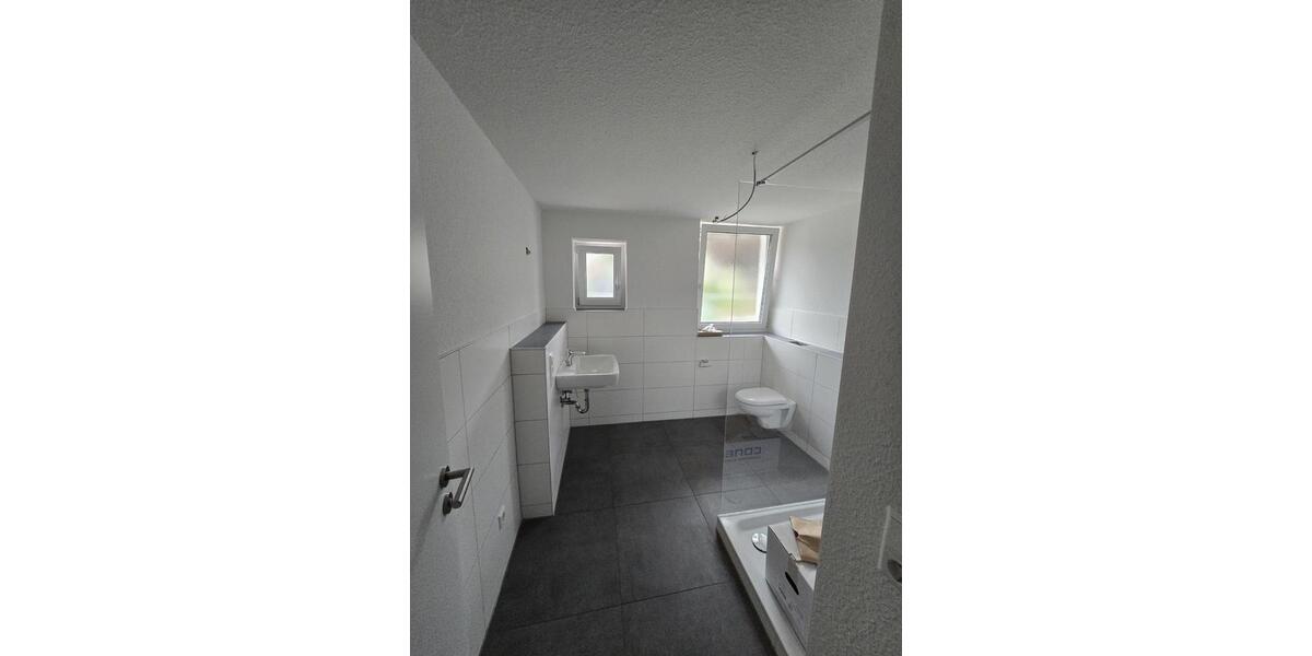 Etagenwohnung Gemmingen - 2.5 Zimmer, 64 m&sup2;, 825&euro; | Angebot:26254971