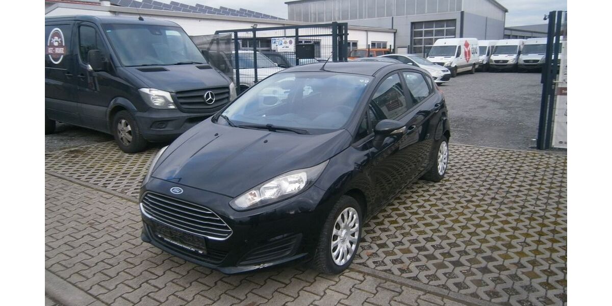 Ford Fiesta 119.300 km 4.990 € Eppingen 75031