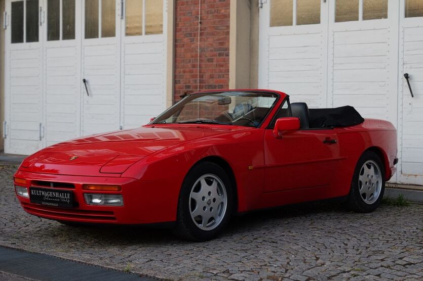 Porsche 944 147.220 km 29.900 € Murr 71711