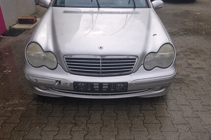 Mercedes C 180