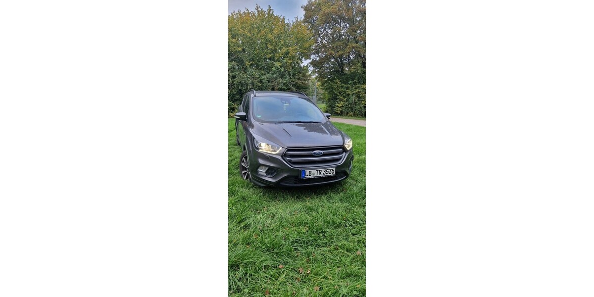 Ford Kuga 111.500 km 17.000 € Steinheim an der Murr 71711
