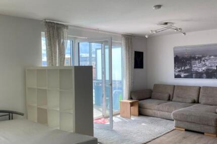 Helle, moderne, möbilierte Singlewohnung (keine Paare, keine Haus zimmer