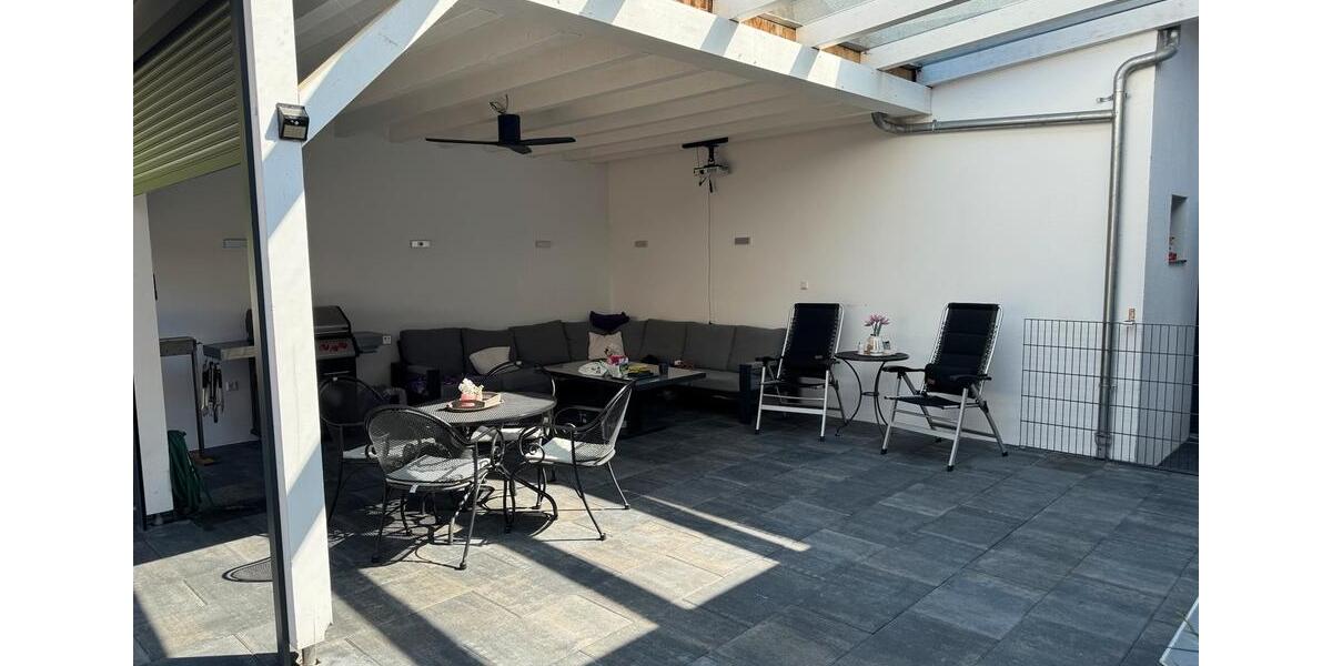 Doppelhaushälfte Bad Friedrichshall - 9 Zimmer, 153 m&sup2;, 590.000&euro; | Angebot:27189873