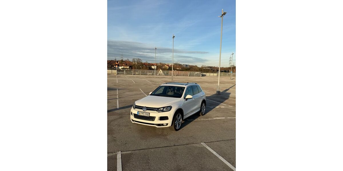 VW Touareg 198.618 km 21.999 € Asperg 71679