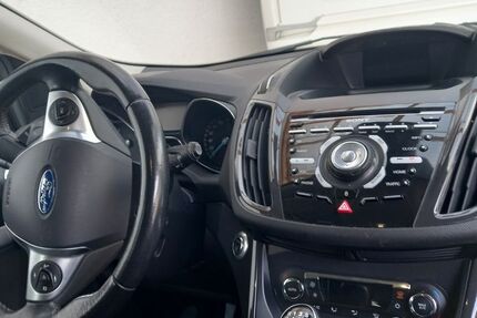 Ford Kuga 125.000 km 12.500 € Leingarten 74211