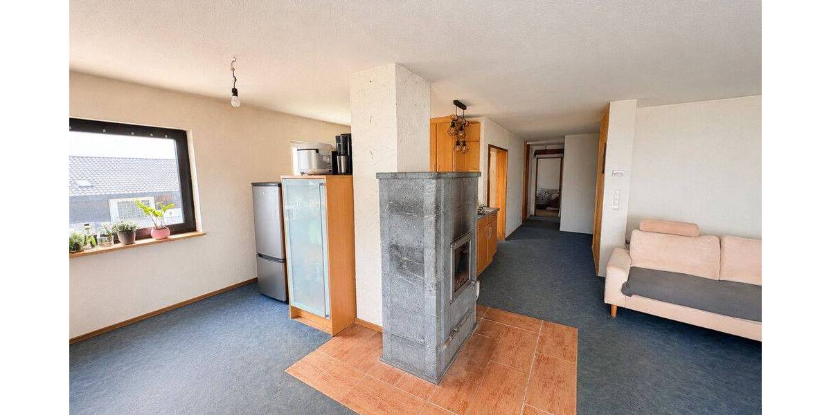 Etagenwohnung Erdmannhausen - 4 Zimmer, 135 m&sup2;, 1.450&euro; | Angebot:26868771