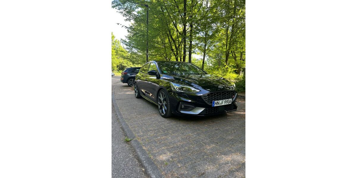 Ford Focus 83.000 km 21.700 &euro; Heilbronn 74081