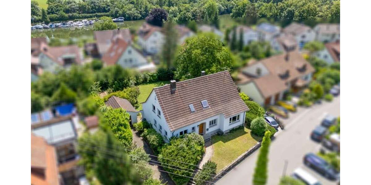 Einfamilienhaus Besigheim - 8 Zimmer, 168 m&sup2;, 695.000&euro; | Angebot:23203220