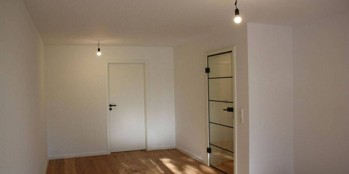 Etagenwohnung Ludwigsburg Hoheneck - 2 Zimmer, 68 m&sup2;, 324.000&euro; | Angebot:26867471