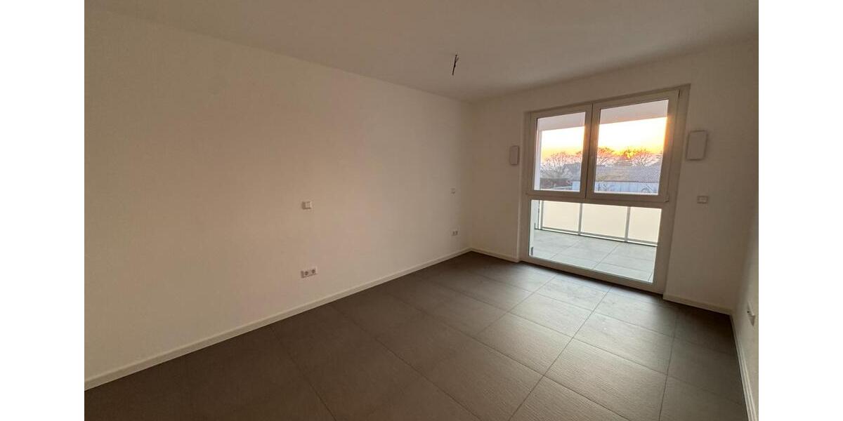 Neubau 2 Zi. Whg. mit EBK, Loggia – zentral in Eppingen 2 zimmer