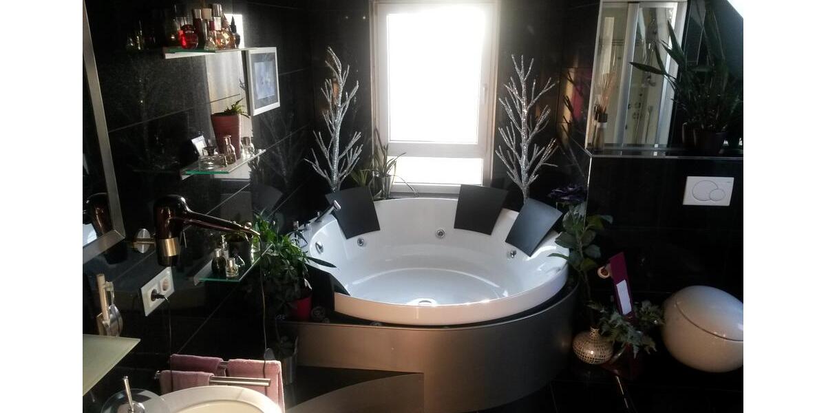 Maisonettenwohnung Freiberg am Neckar - 3.5 Zimmer, 107 m&sup2;, 569.000&euro; | Angebot:26944530