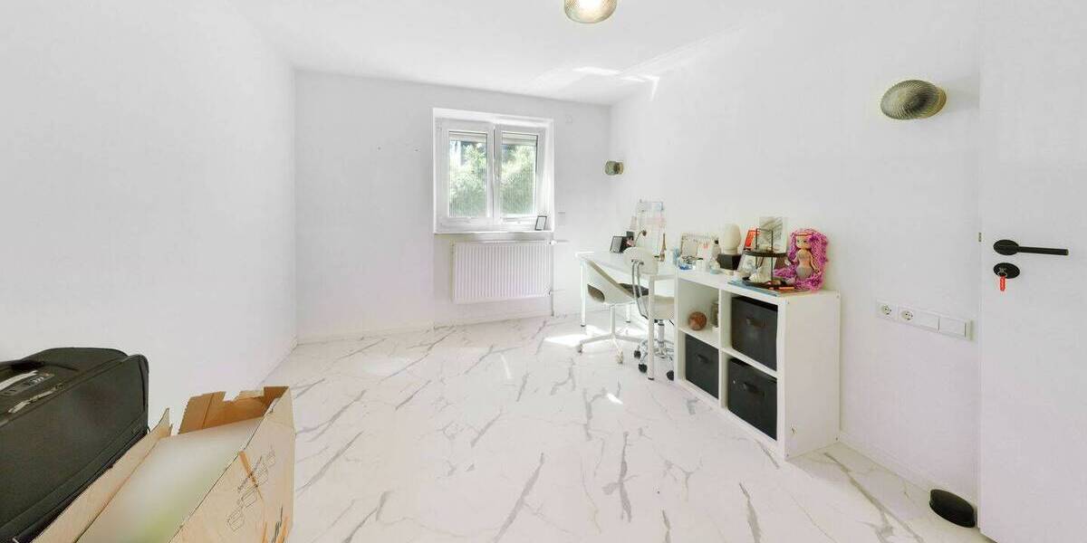 Etagenwohnung Ludwigsburg Eglosheim - 4 Zimmer, 92 m&sup2;, 360.000&euro; | Angebot:26882222