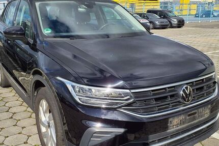 VW Tiguan 71.500 km 27.990 &euro; Bad Friedrichshall 74177