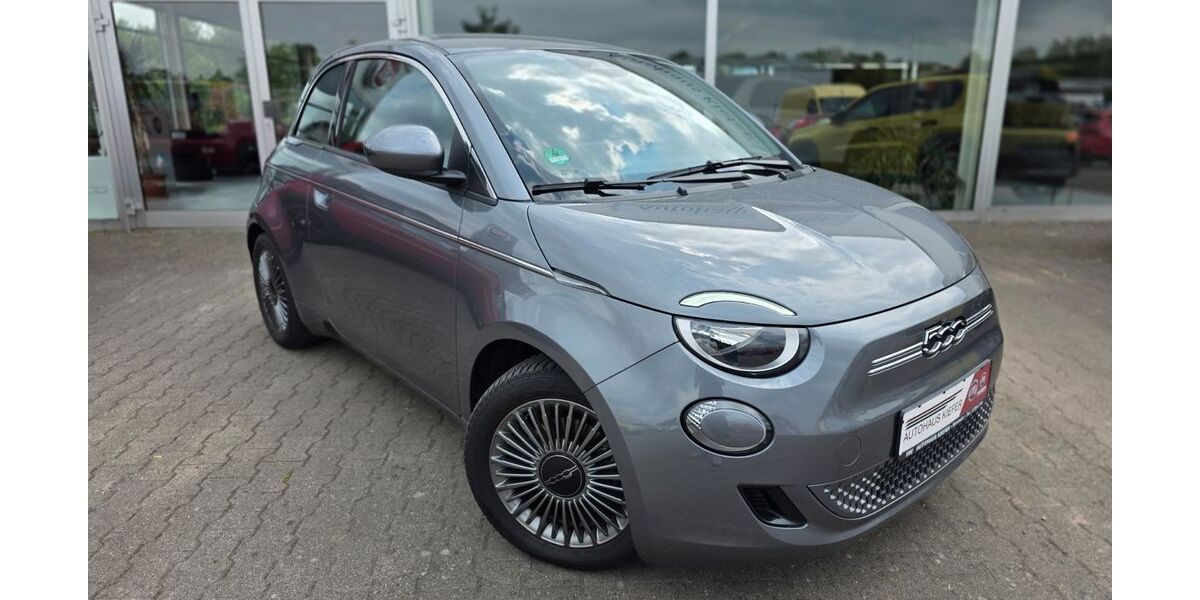 Fiat 500e 21.500 km 18.490 &euro; Sinsheim 74889