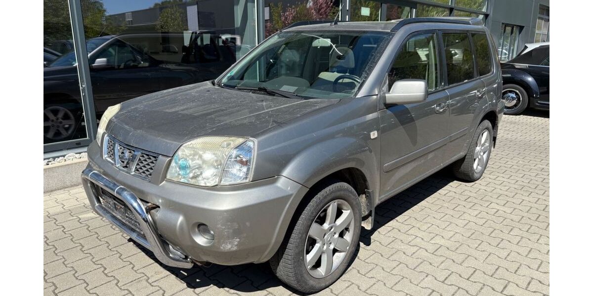 Nissan X-Trail 193.000 km 1.390 &euro; Forchtenberg 74670