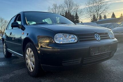 VW Golf 206.000 km 1.290 &euro; Öhringen 74613