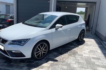 Seat Leon 65.000 km 14.900 &euro; Forchtenberg 74670