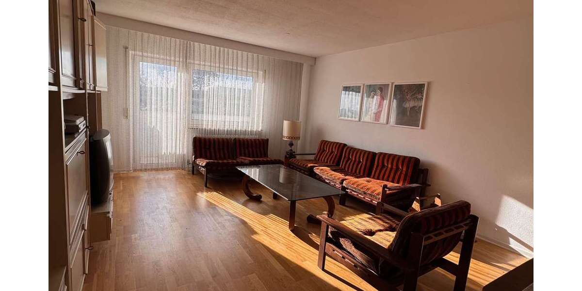 Etagenwohnung Sachsenheim - 3 Zimmer, 75 m&sup2;, 220.000&euro; | Angebot:26684456