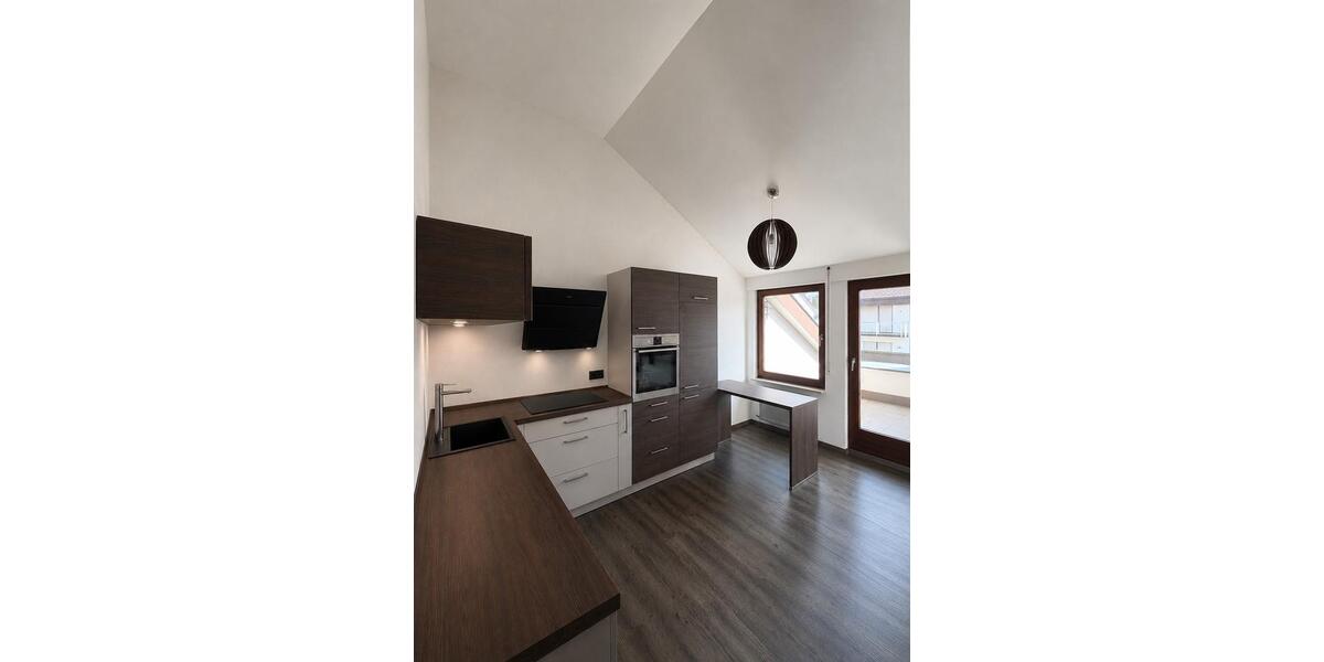 Dachgeschoßwohnung Heilbronn Frankenbach - 2.5 Zimmer, 65 m&sup2;, 299.000&euro; | Angebot:27120252