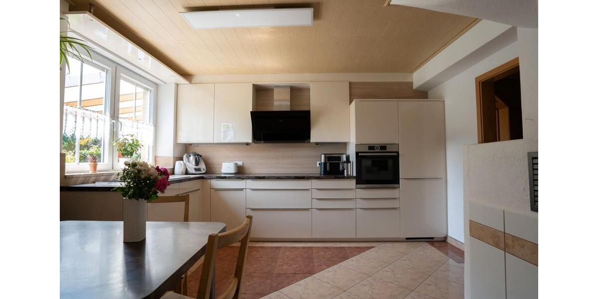 Einfamilienhaus Langenbrettach - 6 Zimmer, 147 m&sup2;, 460.000&euro; | Angebot:27102006
