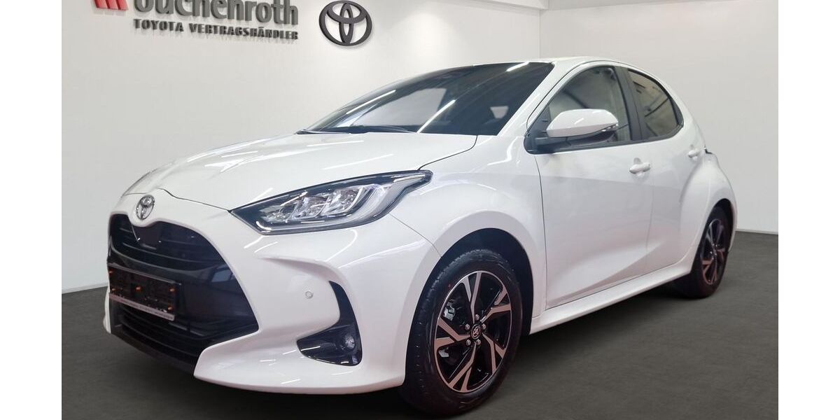 Toyota Yaris 5.000 km 25.600 &euro; Ludwigsburg 71636