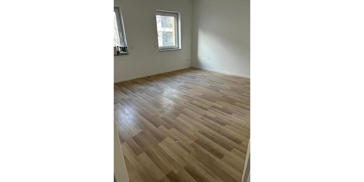 Etagenwohnung Neckarsulm - 4 Zimmer, 80 m&sup2;, 1.250&euro; | Angebot:24762102