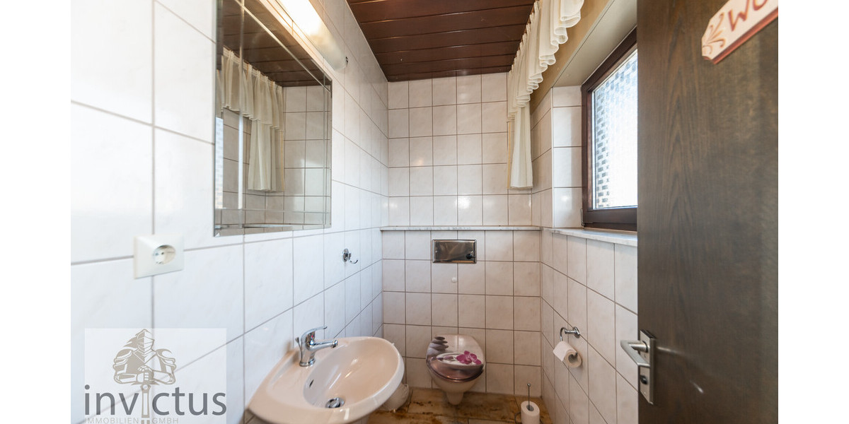 Ein Zuhause, das Größe zeigt – lichtdurchflutet, elegant, und einfach cool - mit Garten und Garage in ruhiger Lage 10 zimmer