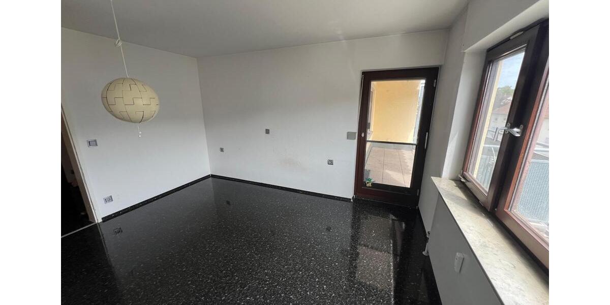 Etagenwohnung Heilbronn Böckingen - 9 Zimmer, 67 m&sup2;, 280.000&euro; | Angebot:27092109