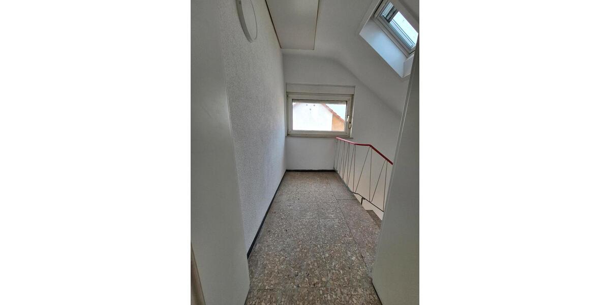 Dachgeschoßwohnung Heilbronn Frankenbach - 2 Zimmer, 52 m&sup2;, 920&euro; | Angebot:27541499