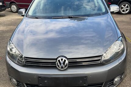 VW Golf 130.000 km 6.950 &euro; Möglingen 71696