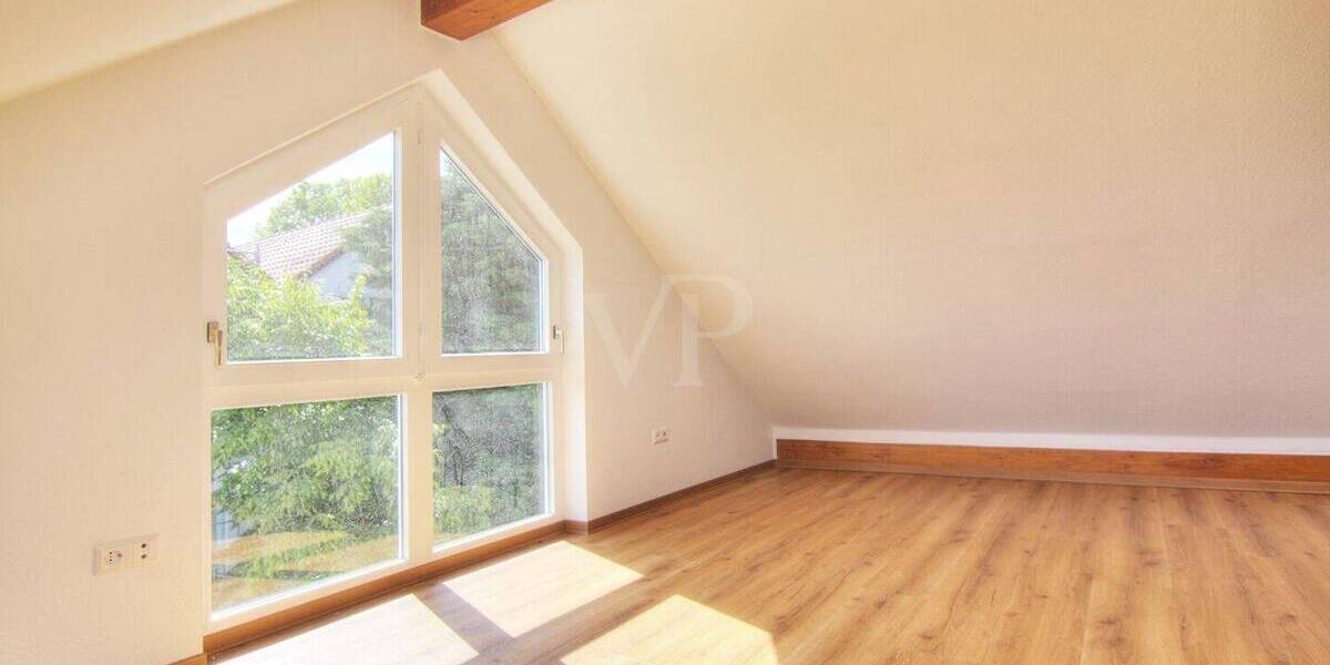 Doppelhaushälfte Weinsberg - 8 Zimmer, 165 m&sup2;, 1.990&euro; | Angebot:26820278