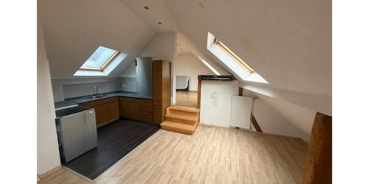 Dachgeschoßwohnung Sternenfels - 2 Zimmer, 68 m&sup2;, 550&euro; | Angebot:26569610