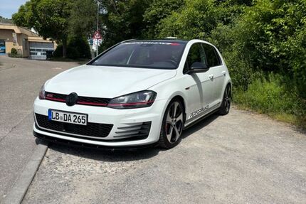 VW Golf 81.100 km 20.490 &euro; Besigheim 74354