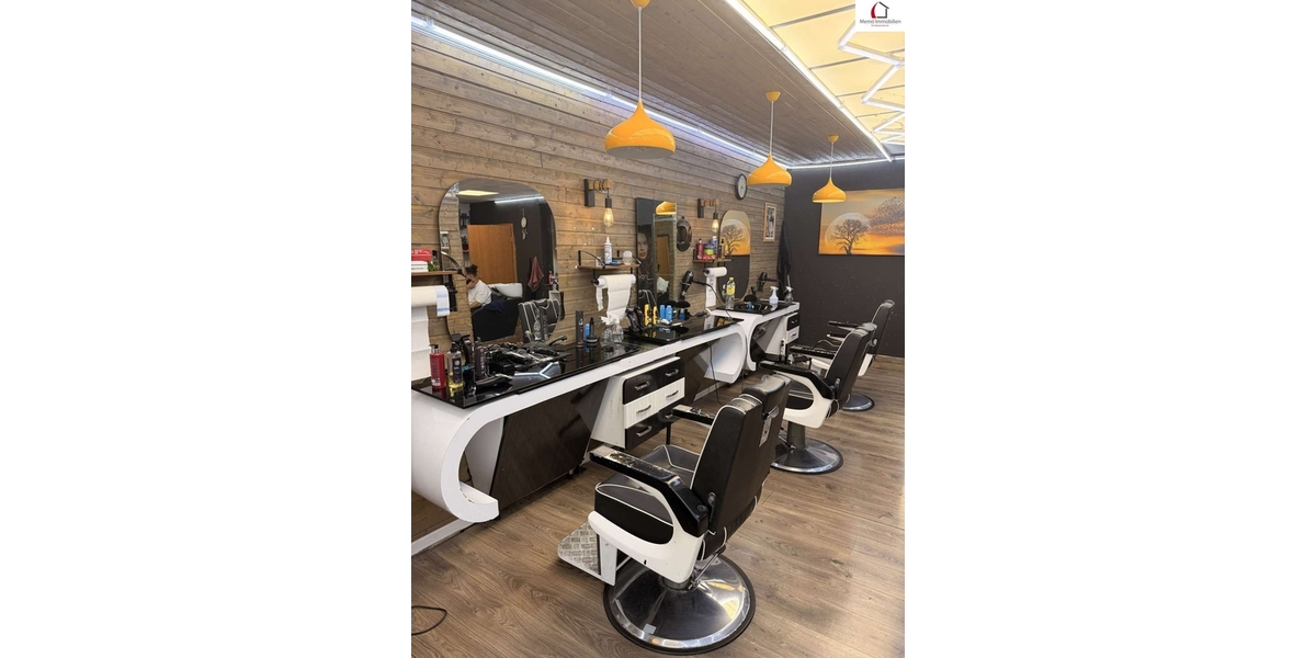 °°°° MEHRFAMILIENHAUS mit GEWERBE und AUSBAUPOTENZIAL und ca. 8 - 9 %% Rendite °°°° - Mehrfamilienhaus, Wohnhaus Neckarsulm | Angebot:27517133