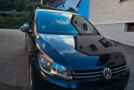 VW Touran 214.000 km 6.250 € Billigheim 74842