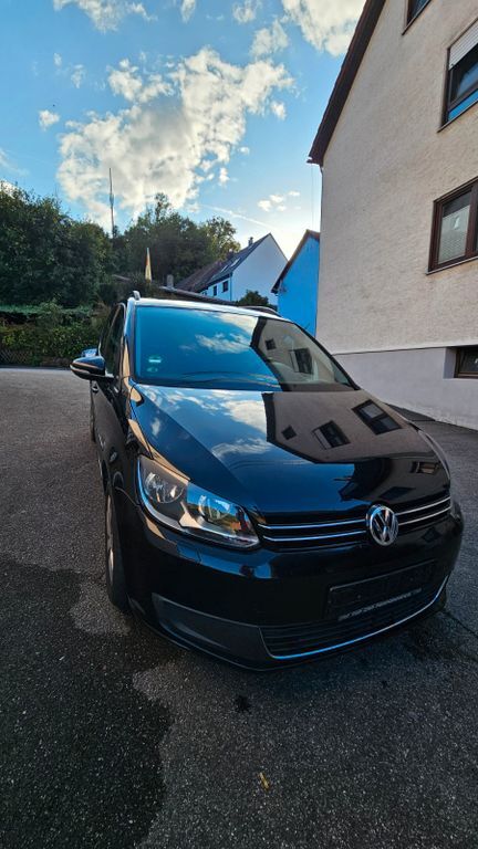 VW Touran 214.000 km 6.250 € Billigheim 74842