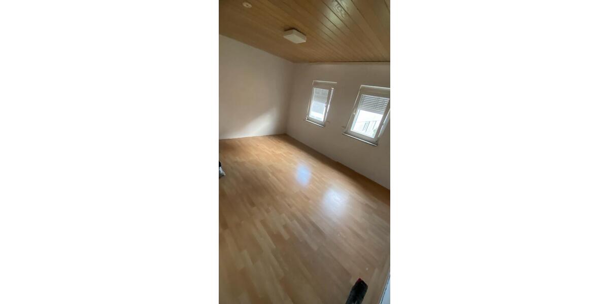 Doppelhaushälfte Lauffen am Neckar - 4 Zimmer, 80 m&sup2;, 210.000&euro; | Angebot:26253898