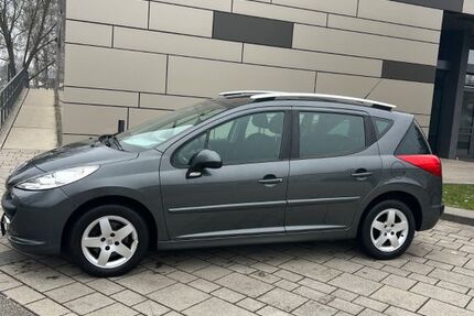 Peugeot 207 115.000 km 2.890 &euro; Massenbachhausen 74252
