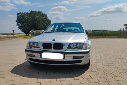 BMW 320 306.000 km 2.400 &euro; Neckarwestheim 74382