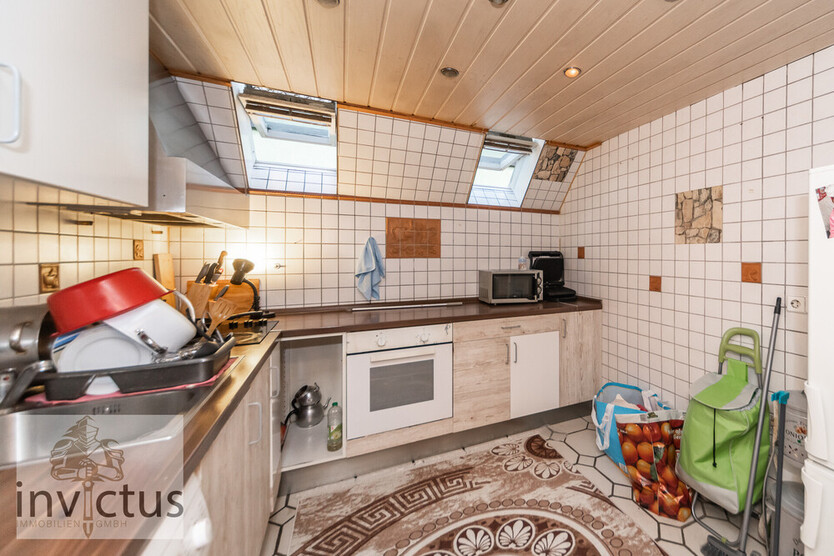 Solides Wohn- und Geschäftshaus mit zuverlässiger Rendite – ideale Kapitalanlage in Neckargartach. 3 zimmer