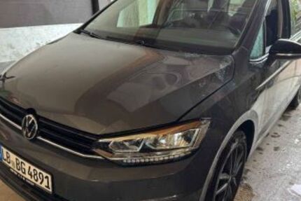 VW Touran 42.100 km 35.000 &euro; Tamm 71732