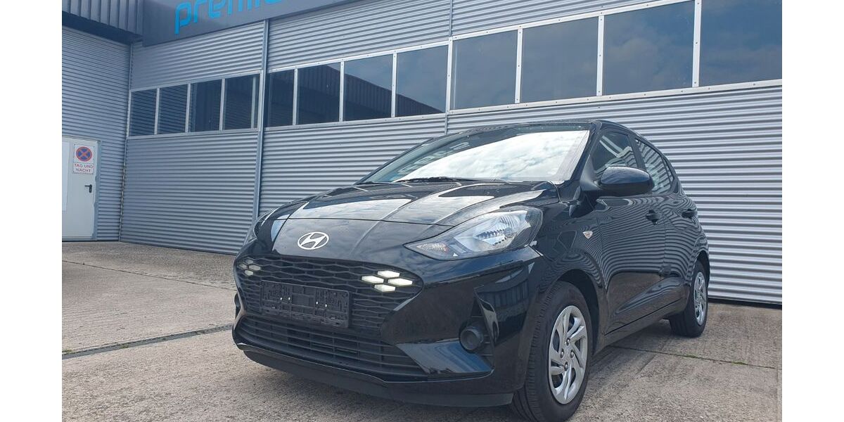 Hyundai i10 17.892 km 12.550 &euro; Bad Friedrichshall 74177